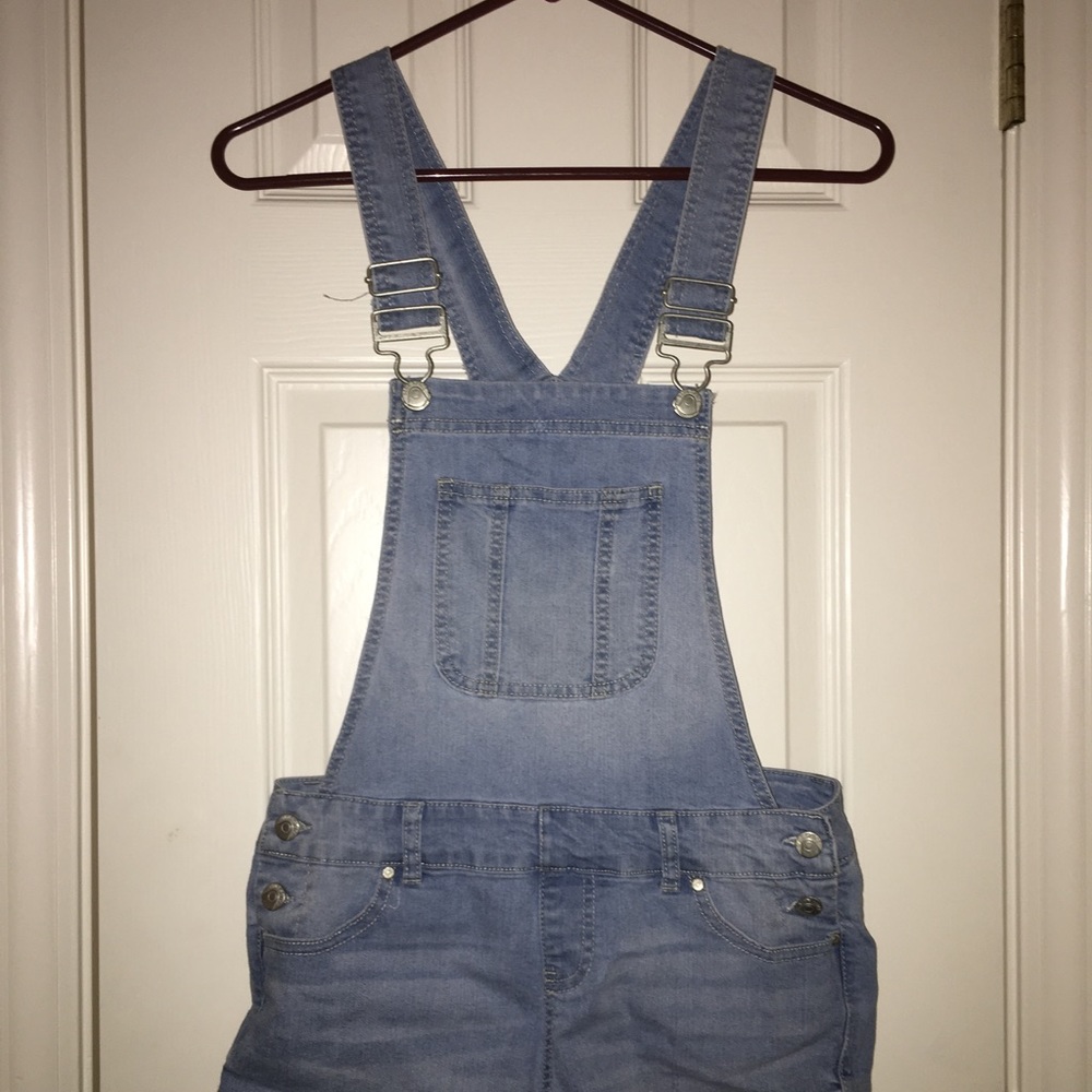 Women’s Light Denim Shortalls!